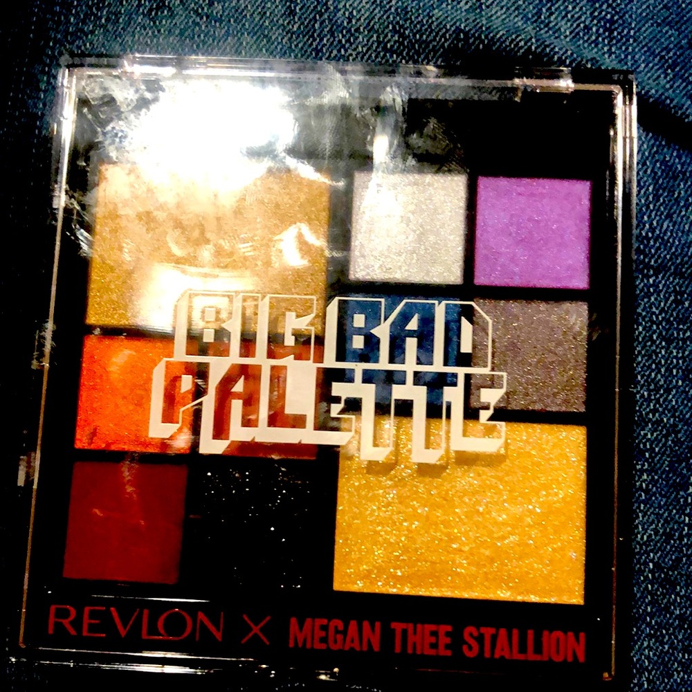 Revlon X Big Bad Palette Eye Shadow